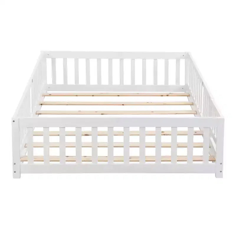 Lit au sol pour tout-petits de taille normale avec porte pour enfants, lit Montessori moderne en forme de maison avec clôture pour chambre à coucher
