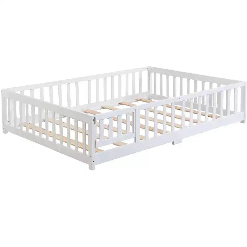 Lit au sol pour tout-petits de taille normale avec porte pour enfants, lit Montessori moderne en forme de maison avec clôture pour chambre à coucher