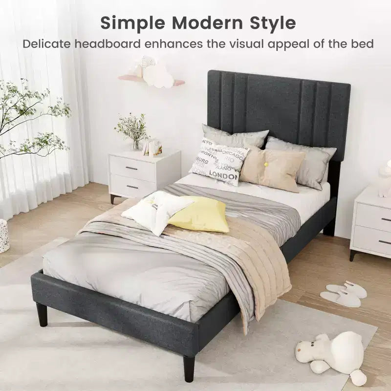 Cadre de lit double / intégral / queen-size avec tête de lit capitonnée à rainures verticales et lattes en bois