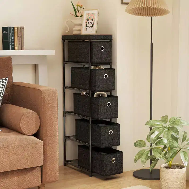 Commode étroite à 5 tiroirs avec kits anti-basculement et 5 tiroirs en tissu pour gain de place